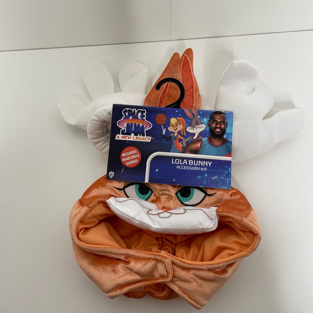 Lola bunny space jam accessory kit